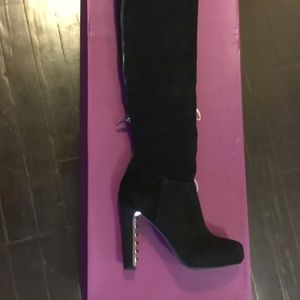 Fergie herbie black knee high boots 6